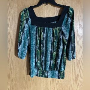 Snake print blouse sz s